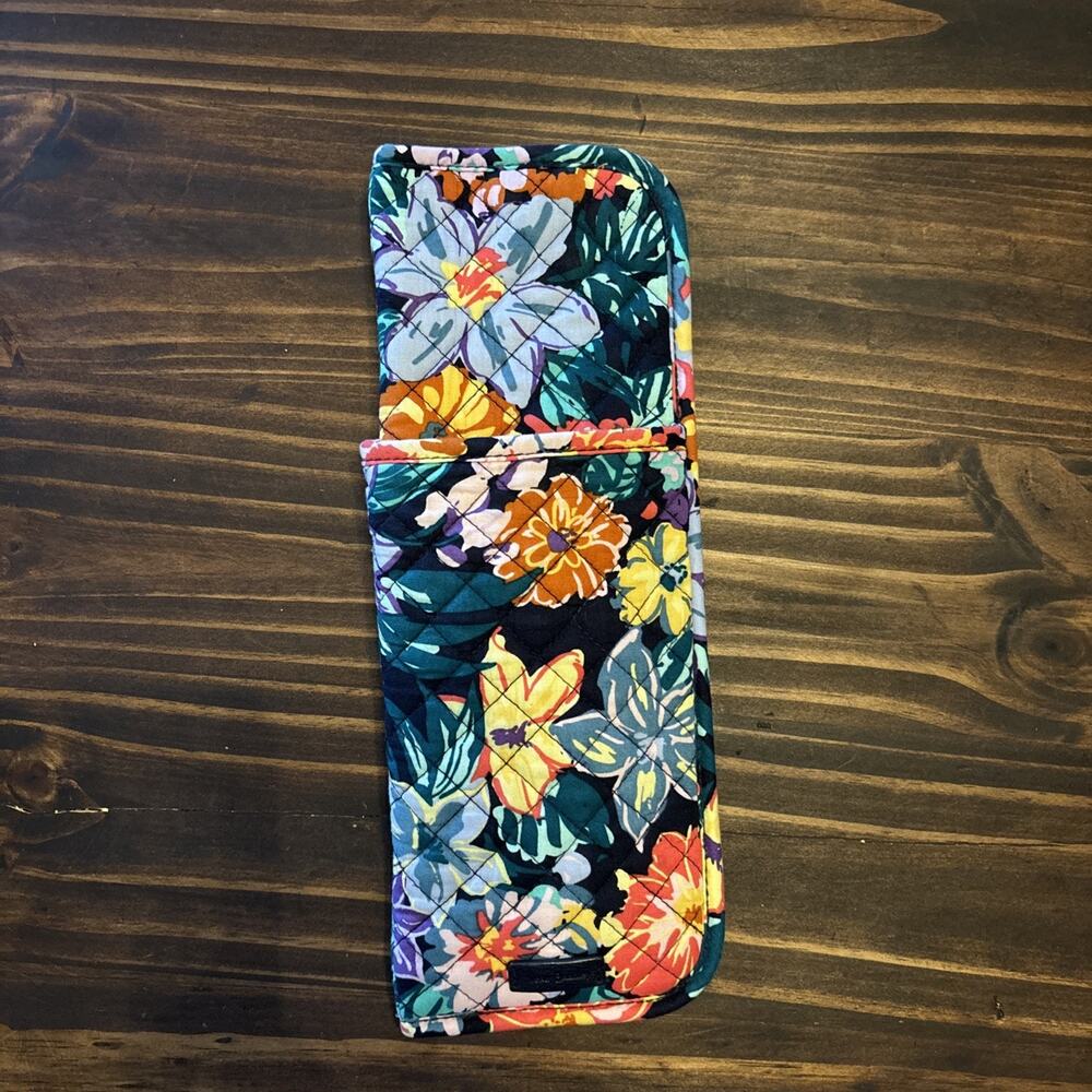 Vera Bradley Happy blooms Quilted Curling & Flat Iron Hot Tool Slip Case